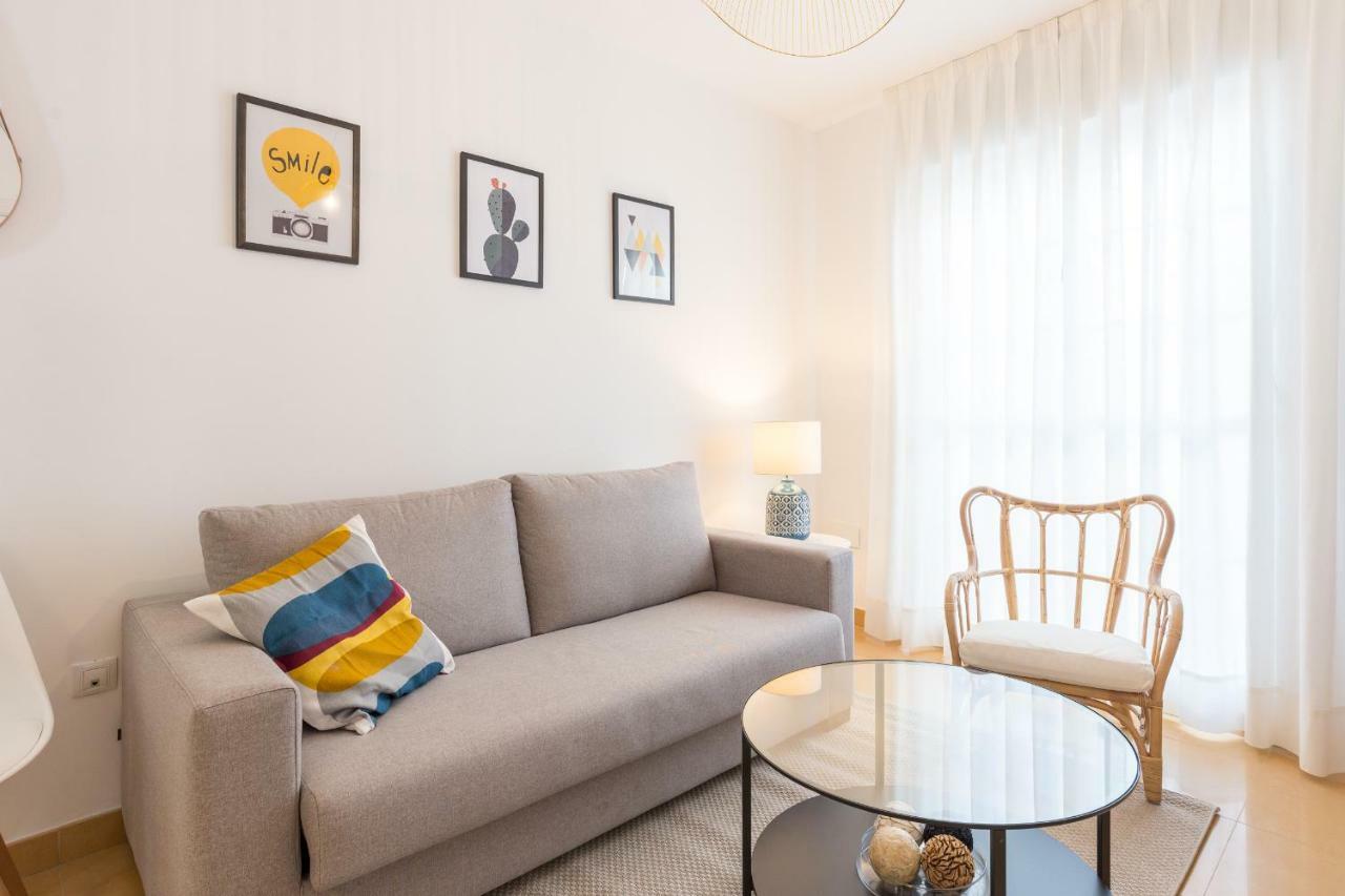 Apartamentos Tucan Малага Екстериор снимка