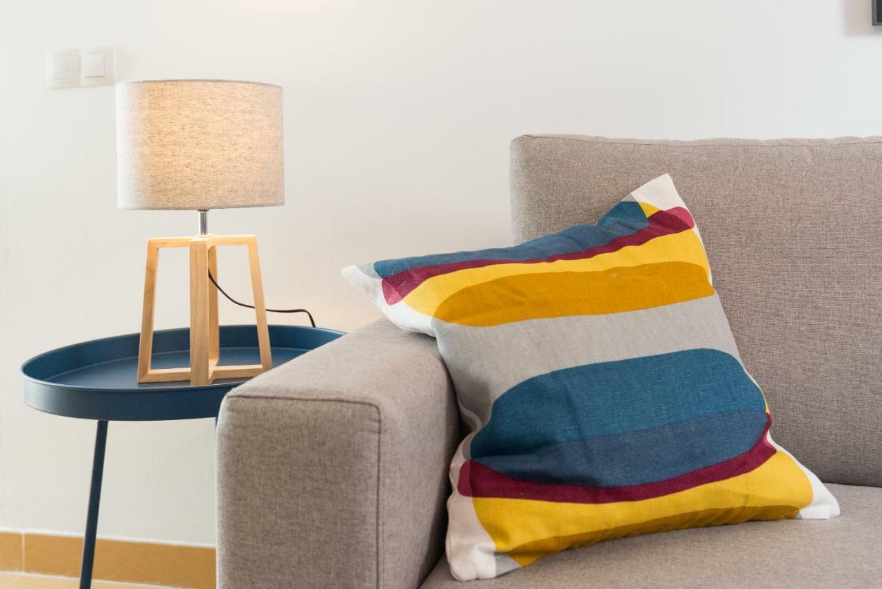 Apartamentos Tucan Малага Екстериор снимка
