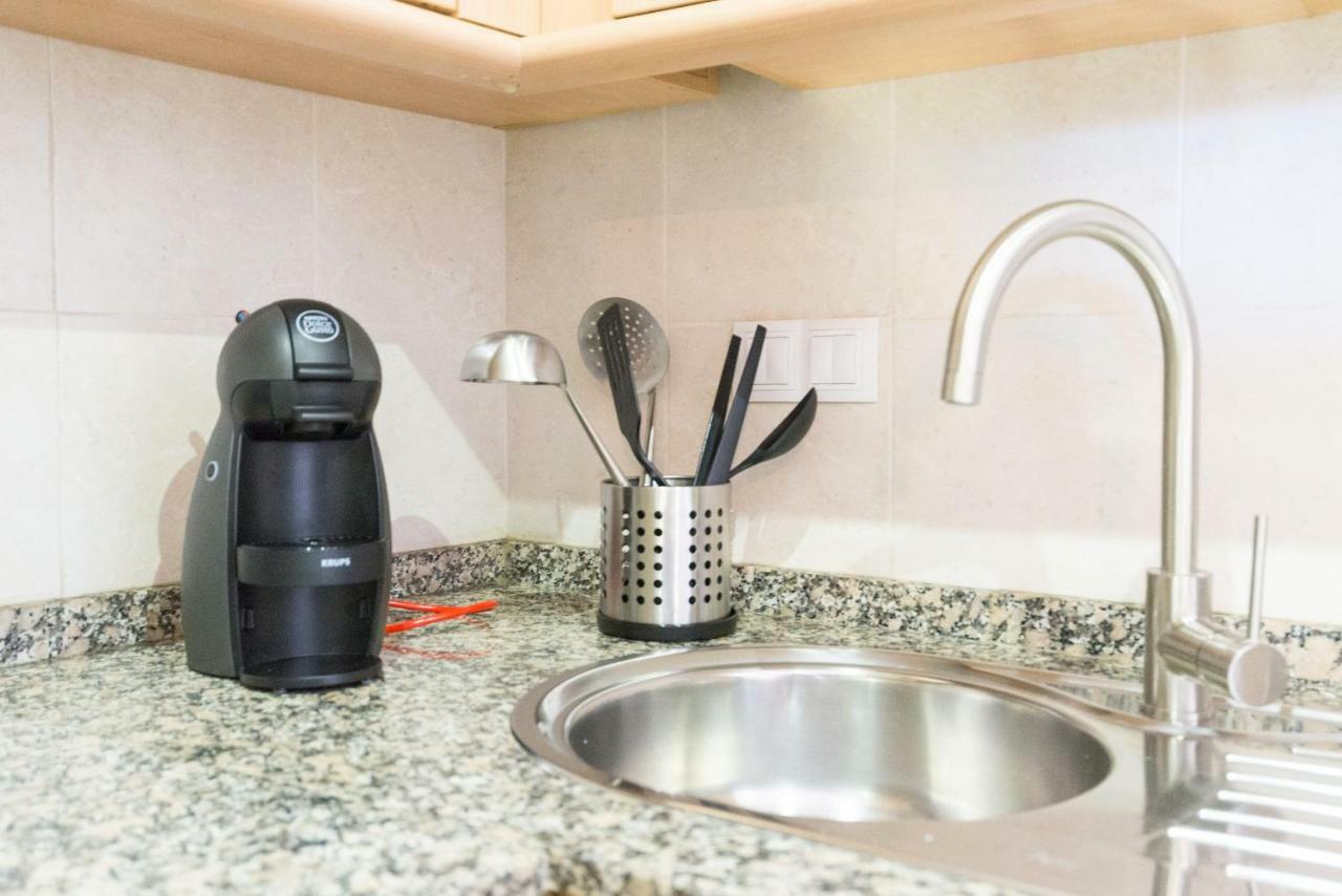 Apartamentos Tucan Малага Екстериор снимка