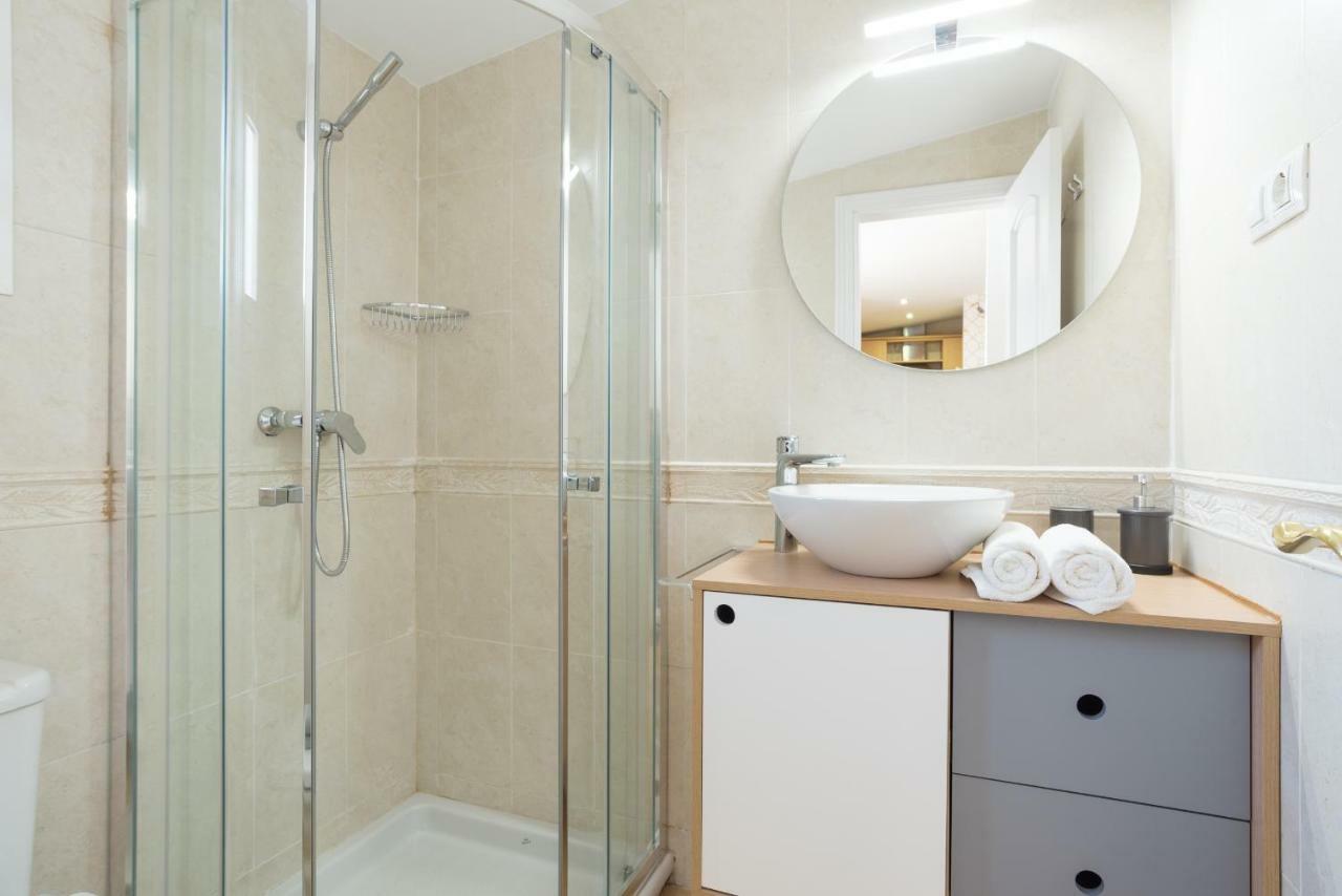 Apartamentos Tucan Малага Екстериор снимка